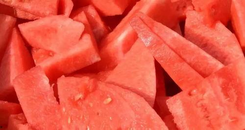 菏泽吃瓜,瓜果飘香，品味民俗风情