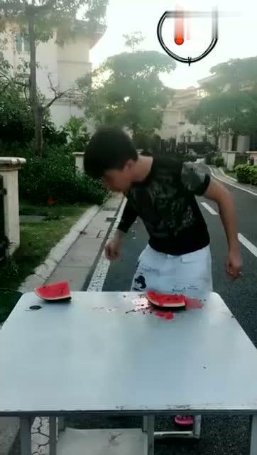 吃瓜比赛段子,一场吃瓜比赛的欢乐盛宴