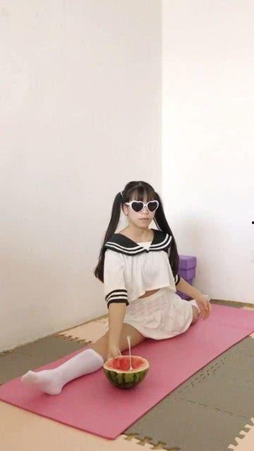 吃瓜萝莉,揭秘娱乐圈幕后故事  第3张